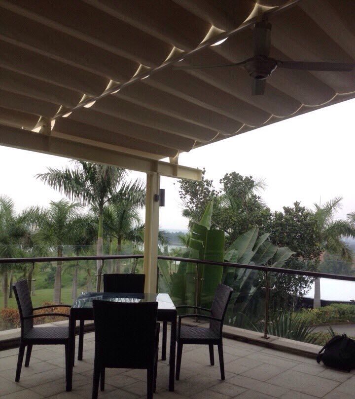 Rèm kéo che nắng nóng cho mái kính giếng trời mã GT13