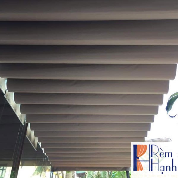 Rèm trần che nắng mái kính mã GT01