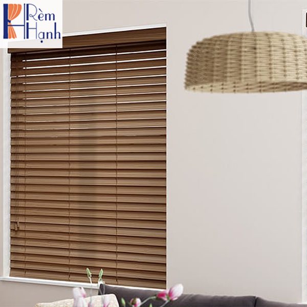 Rèm nhựa giả gỗ đẹp cản nắng tốt hãng Pilano PVC-010