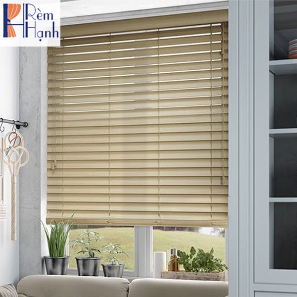 Rèm nhựa giả gỗ cản nắng Pilano mã PVC-003