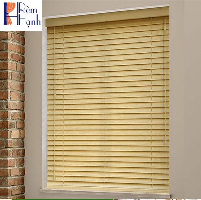Mành gỗ cửa sổ đẹp chống nắng tốt hãng Pilano mã B003