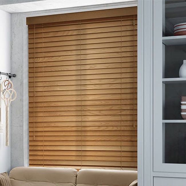 Rèm gỗ lật tùng trắng chống nắng cửa sổ hãng Gracehome Mã MSJ182