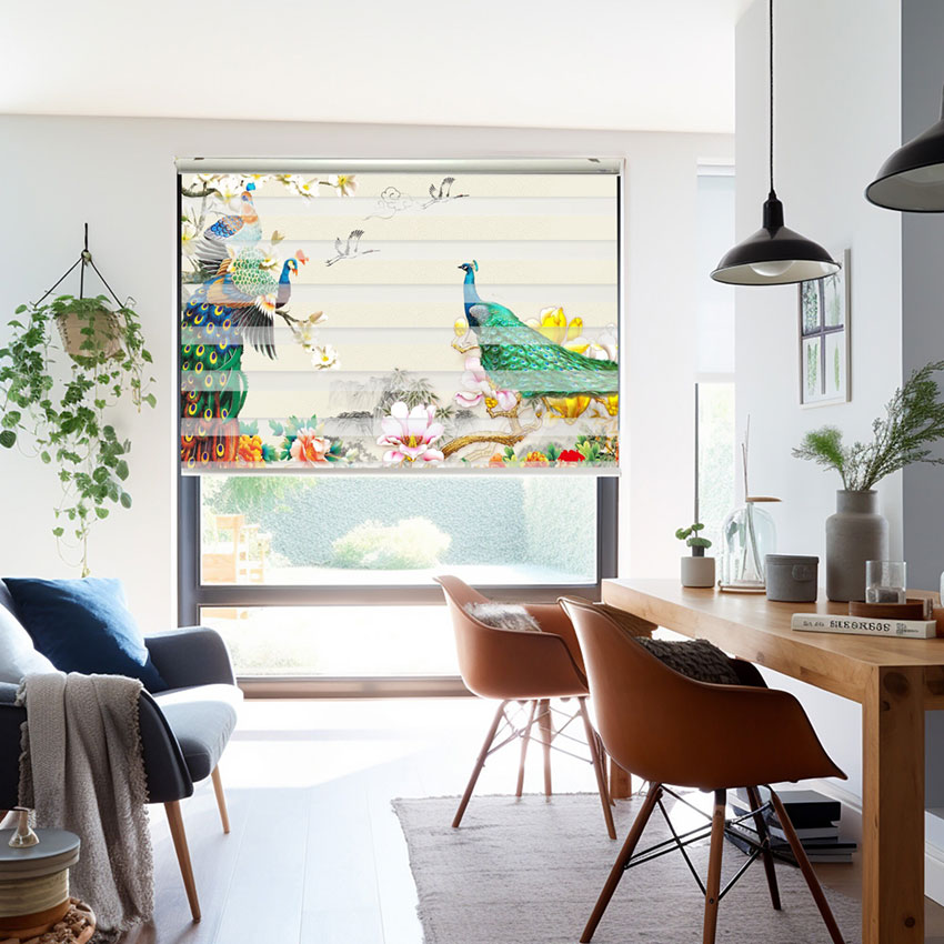 Mẫu Rèm cửa cầu vồng sang trọng in tranh mã RCVI-130