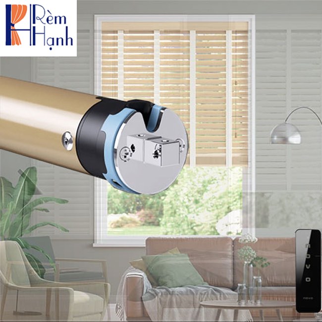Rèm gỗ kéo tự động với motor kéo rèm Novo K35 Wifi
