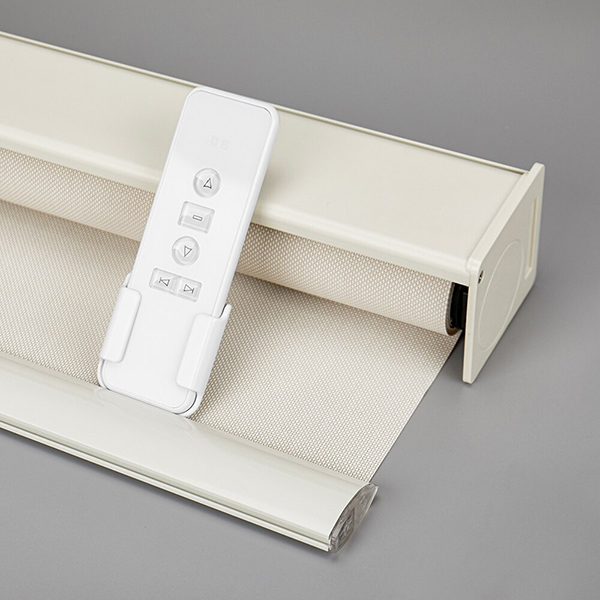 Rèm cửa cuốn tự động tích hợp mô tơ rèm AOK AM45