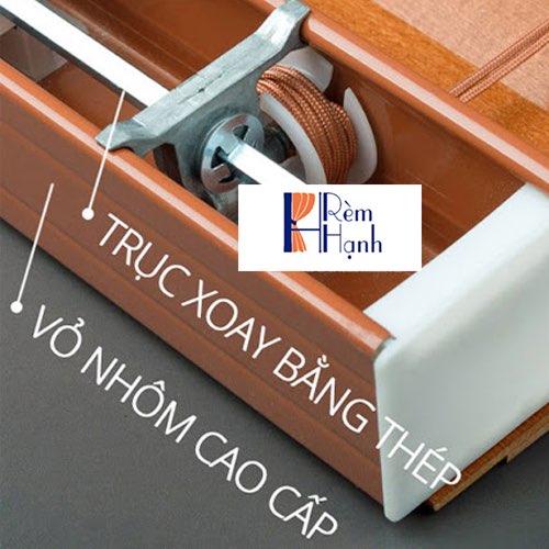 Hút tài lộc với mẫu Rèm gỗ che ban thờ