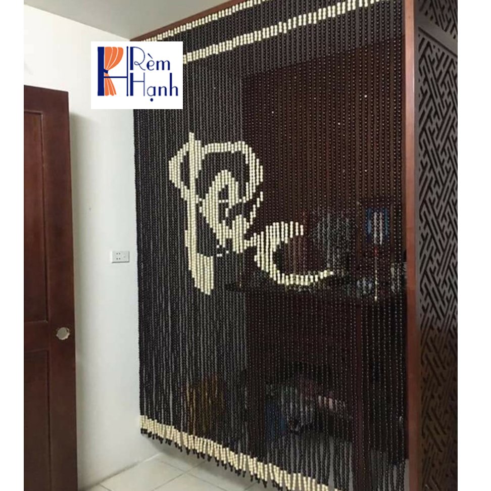 Rèm gỗ phòng thờ đẹp – Mẫu chữ Phúc mã HGBM45