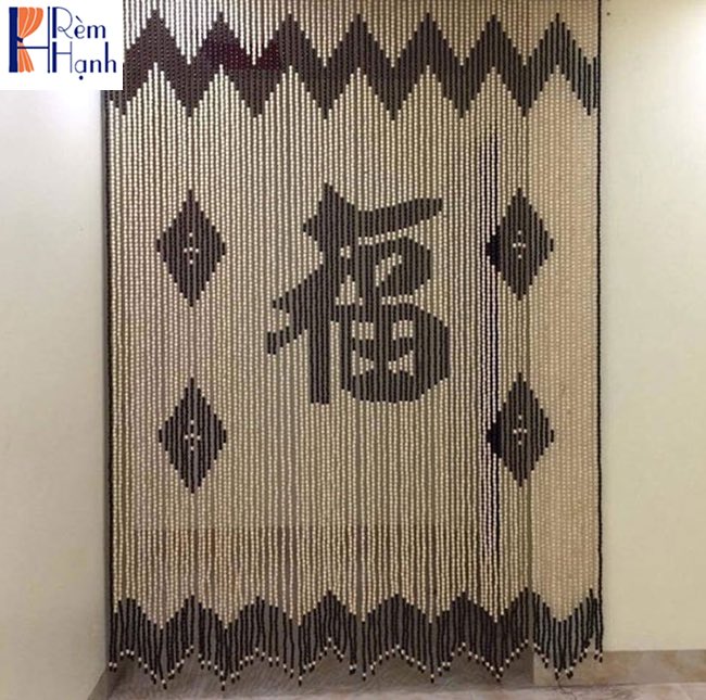 Rèm cửa bằng hạt gỗ phong thủy – Mẫu chữ Hán