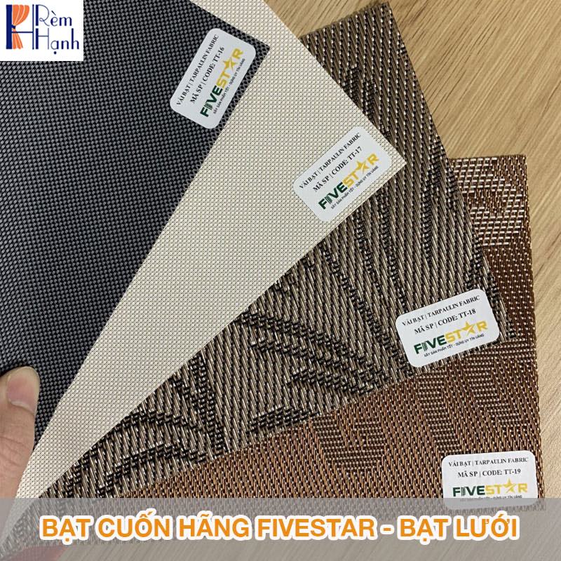 Bạt che nắng mưa ban công tự cuốn mã H011