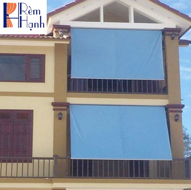 Bạt che nắng mưa ban công giá rẻ – mã HT002