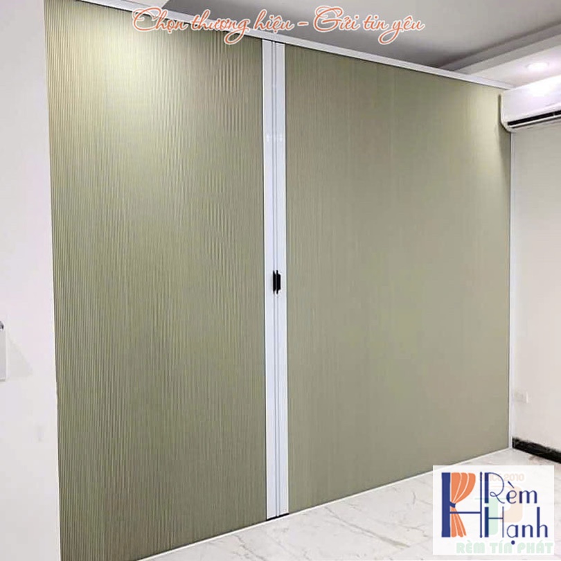 Vách ngăn phòng bếp để lắp điều hòa mã FSV26