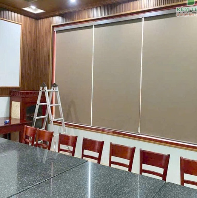 Rèm cuốn văn phòng giá rẻ mã RVP08