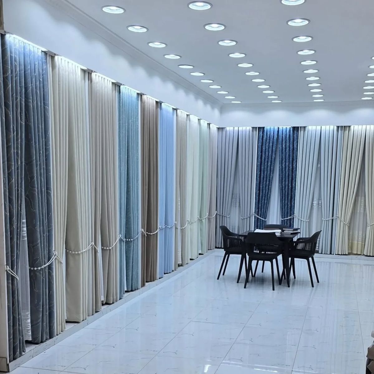showroom-rem-vai-cao-cap.jpg